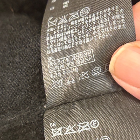 Black +J V-Neck Cardigan - Picture 5 of 7